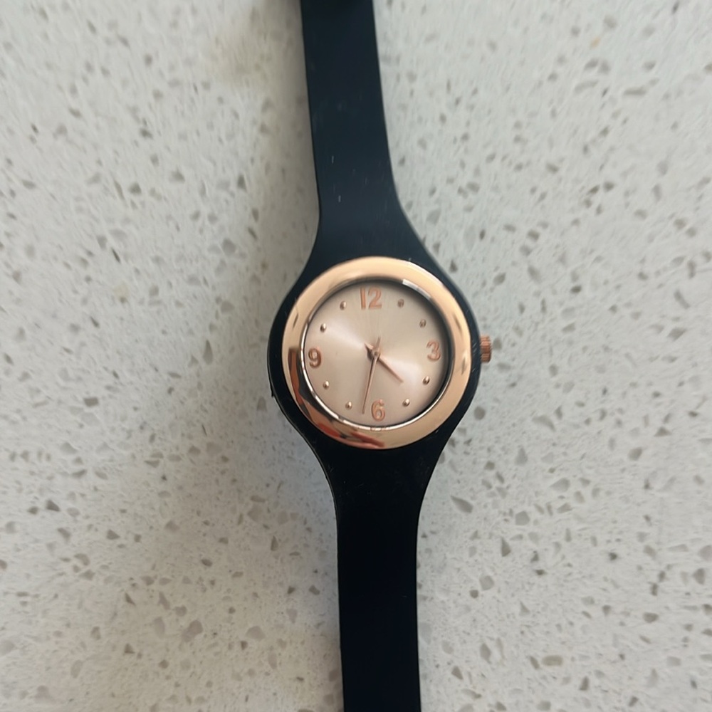 Cute never worn black and rose gold watch